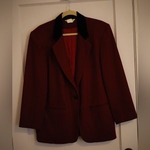 VINTAGE Sellecca Maroon Blazer with Velvet Collar